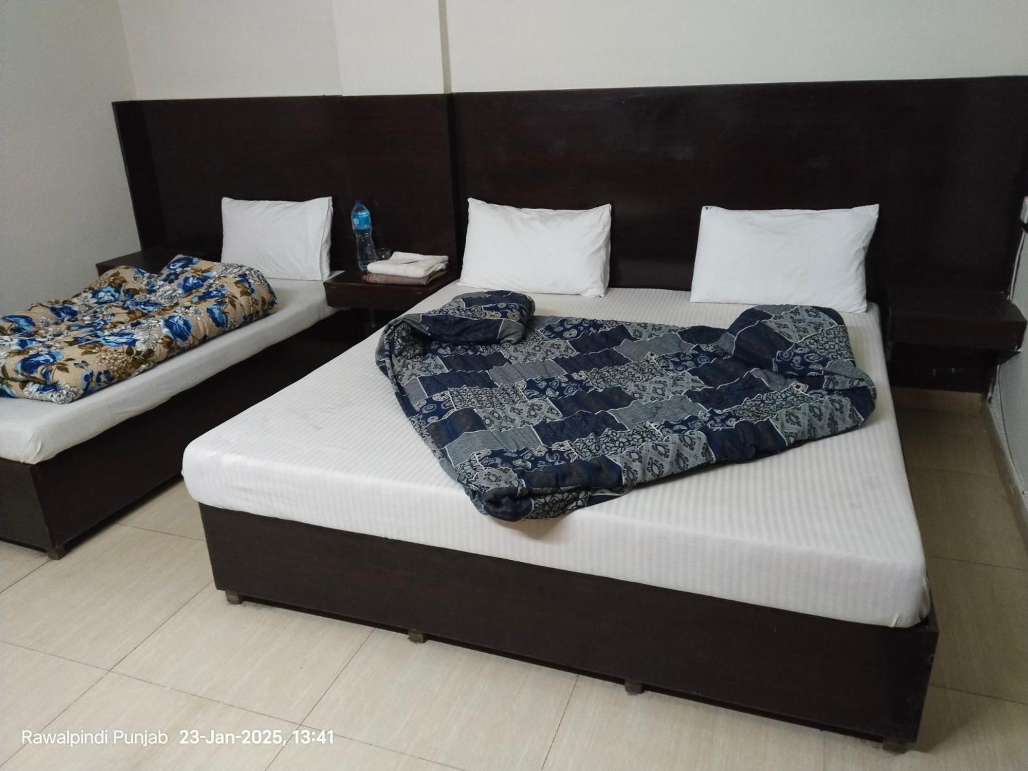 Shahzad Hotel Rawalpindi Eksteriør bilde